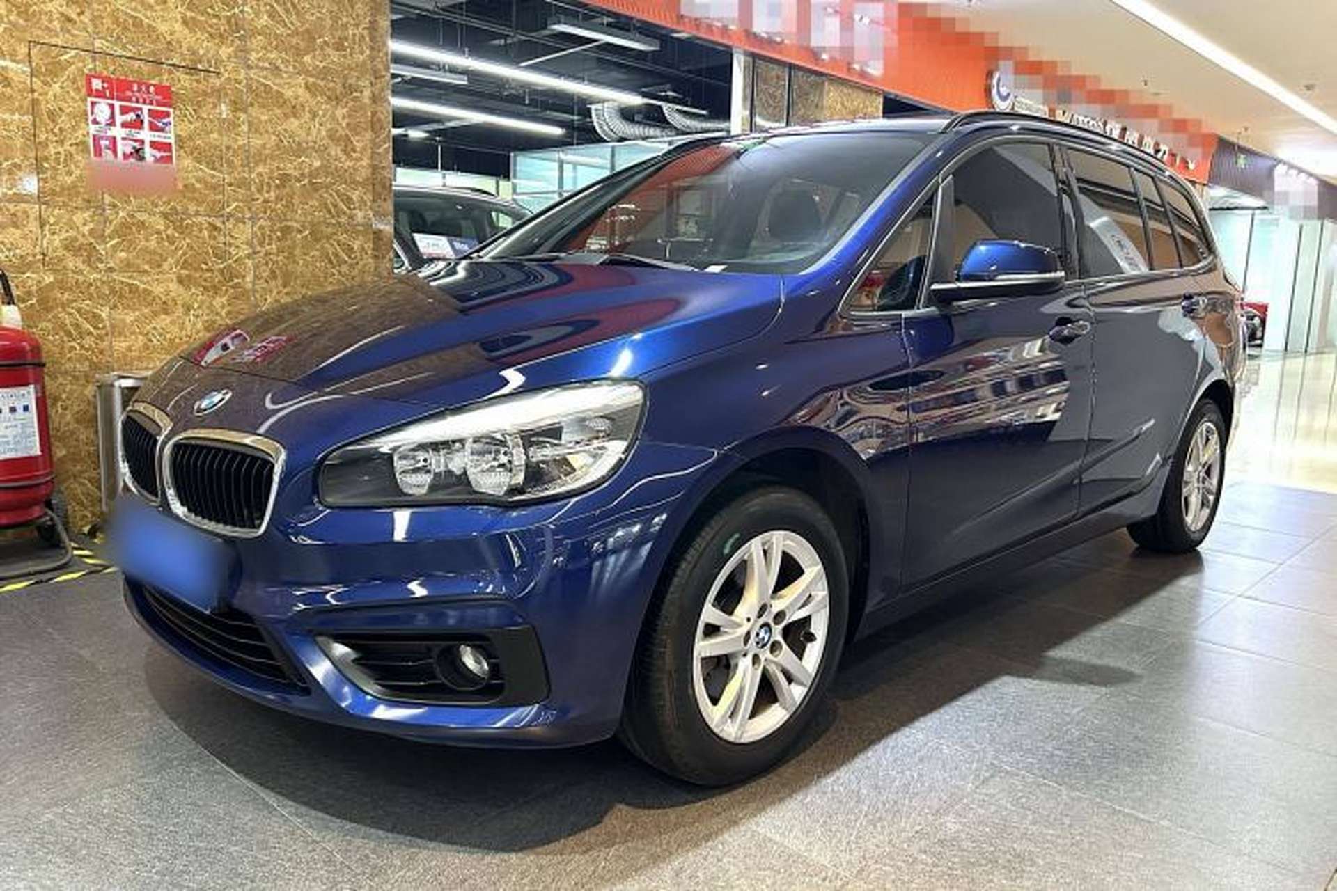 Used BMW 2 Series Active Tourer 2015 218i Leading Model Front Left 45 Deg