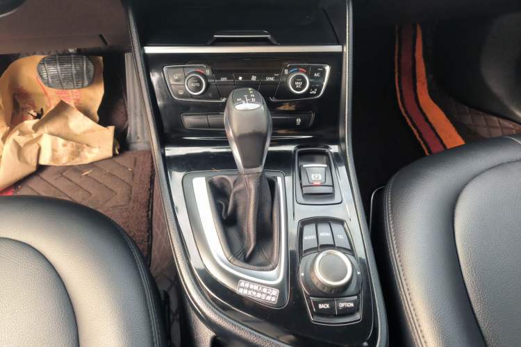Used BMW 2 Series Active Tourer 2015 218i Leading Model Gear Lever