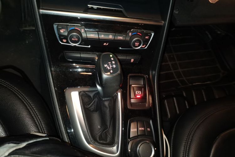 Used BMW 2 Series Active Tourer 2015 218i Leading Model Gear Lever
