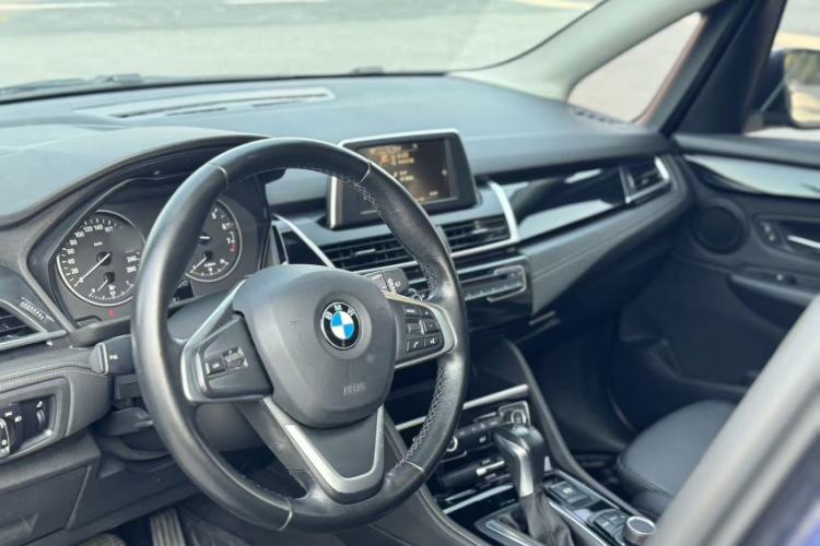 Used BMW 2 Series Active Tourer 2015 218i Sports Design Package Interior 1