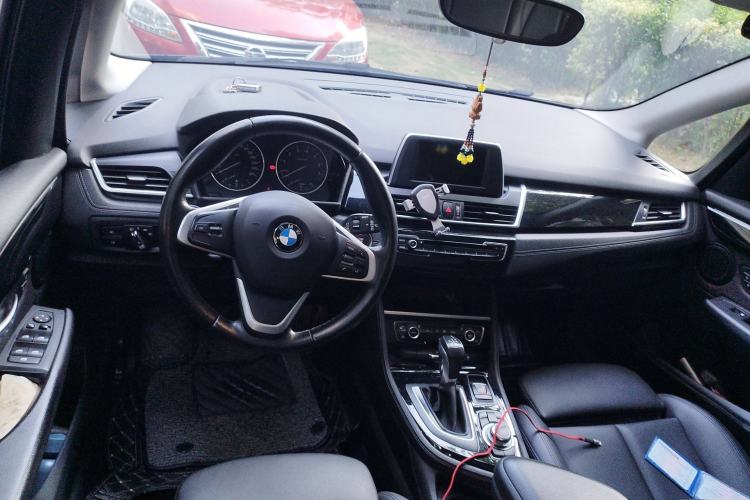 Used BMW 2 Series Active Tourer 2015 218i Sports Design Package Interior 2