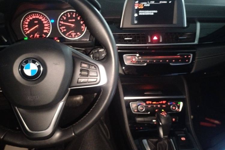 Used BMW 2 Series Active Tourer 2015 218i Sports Design Package Interior 2