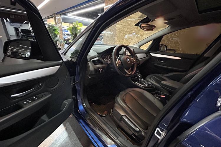 Used BMW 2 Series Active Tourer 2015 218i Leading Model Interior 3
