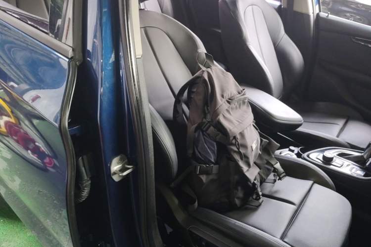 Used BMW 2 Series Active Tourer 2015 218i Sports Design Package Right Front Seat