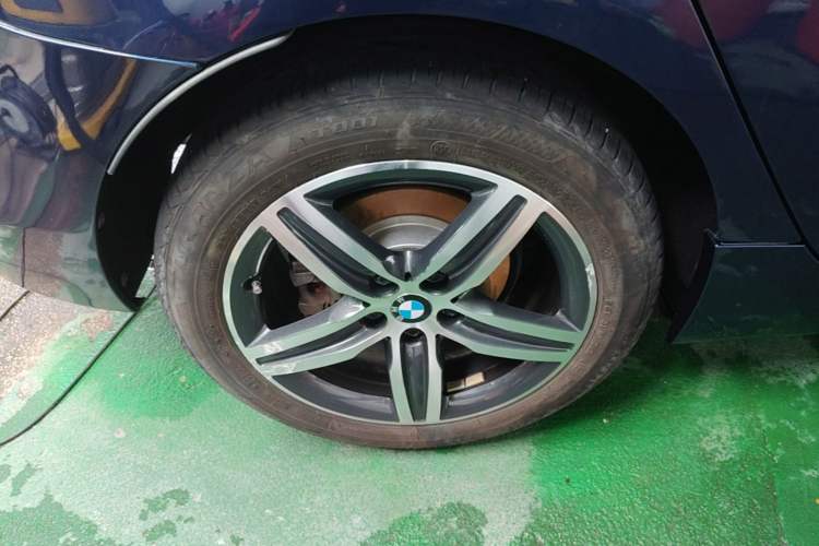 Used BMW 2 Series Active Tourer 2015 218i Sports Design Package Right Rear Wheel Hub