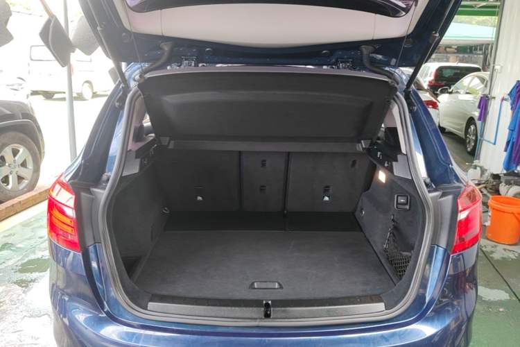 Used BMW 2 Series Active Tourer 2015 218i Sports Design Package Trunk