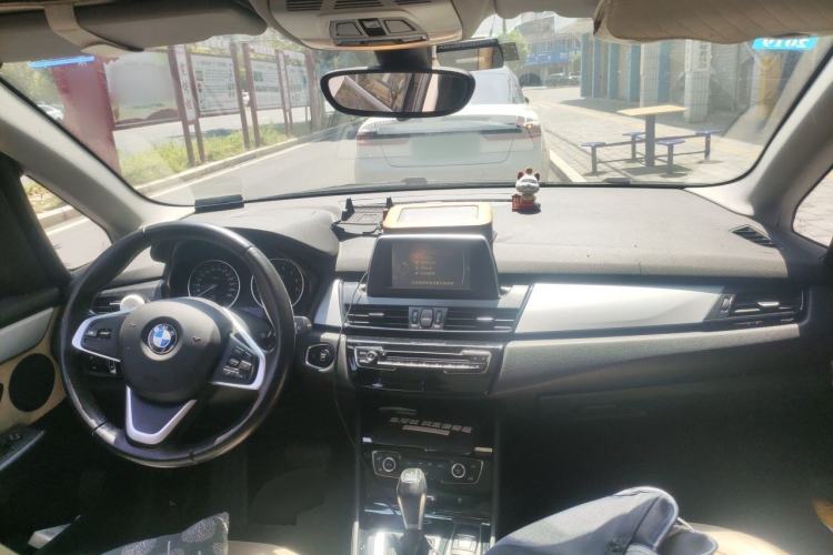 Used BMW 2 Series Active Tourer 2015 218i Leading Model Center Console