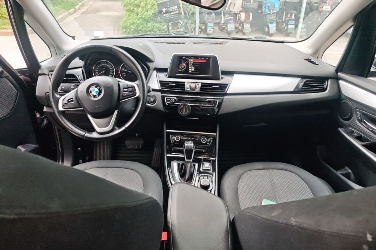 Used BMW 2 Series Active Tourer 2015 218i Leading Model Center Console