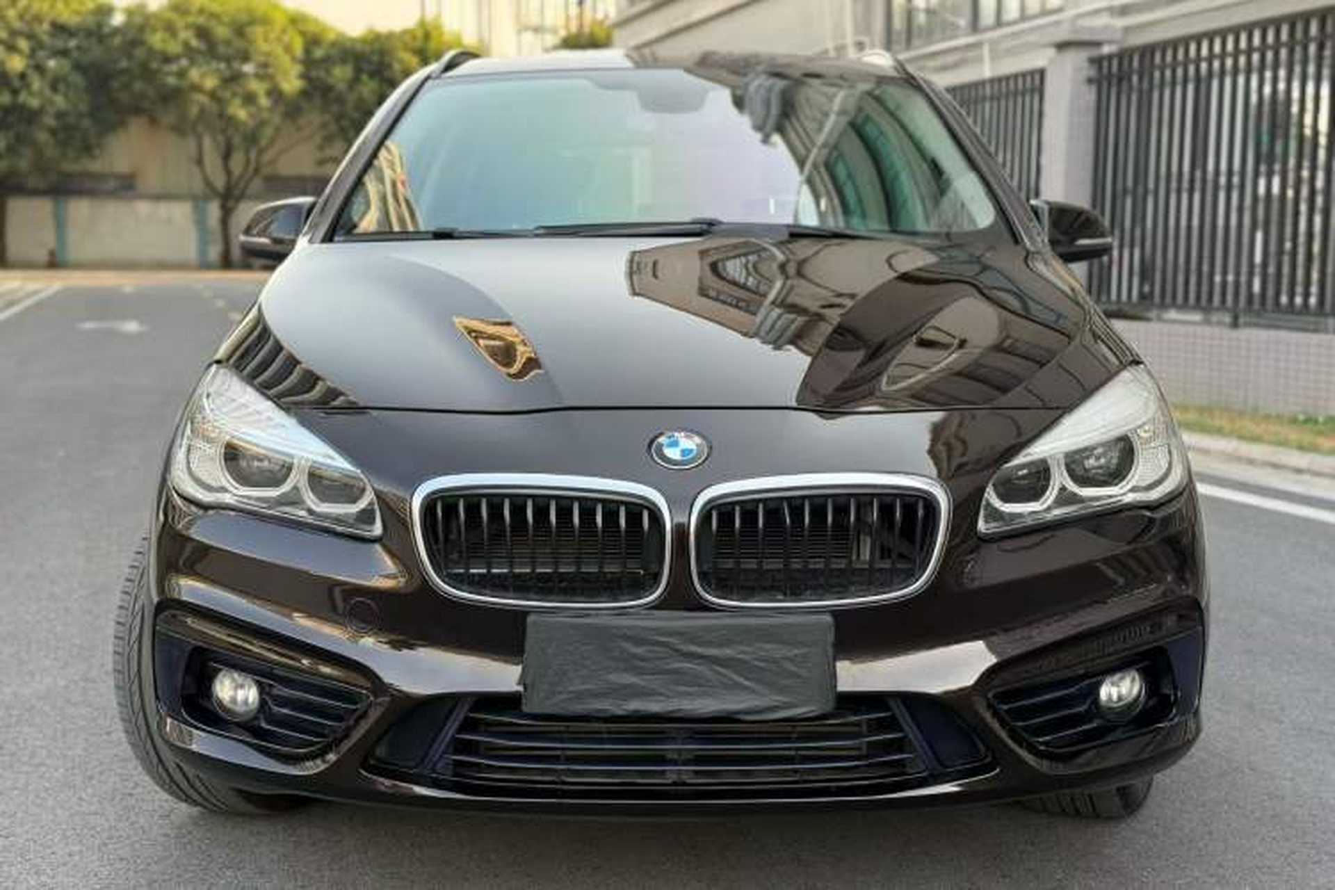 Used BMW 2 Series Active Tourer 2015 218i Sports Design Package Exterior 9