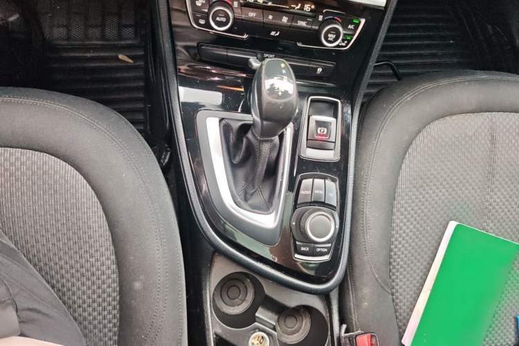 Used BMW 2 Series Active Tourer 2015 218i Leading Model Gear Lever