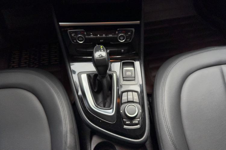Used BMW 2 Series Active Tourer 2015 218i Leading Model Gear Lever