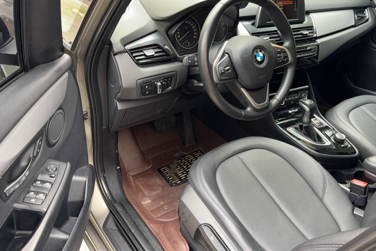 Used BMW 2 Series Active Tourer 2015 218i Leading Model Interior 1