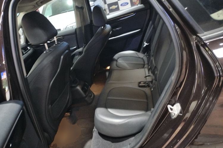 Used BMW 2 Series Active Tourer 2015 218i Sports Design Package Interior 4