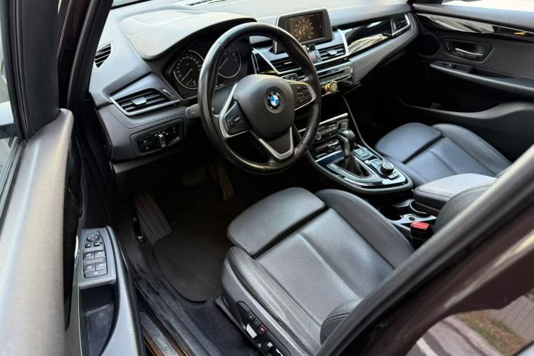 Used BMW 2 Series Active Tourer 2015 218i Sports Design Package Interior 7