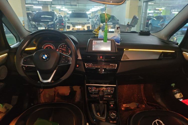 Used BMW 2 Series Active Tourer 2015 218i Leading Model Center Console
