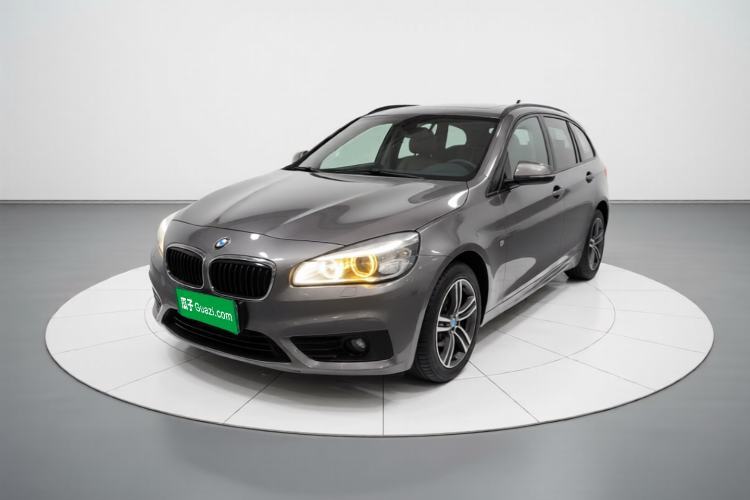 Używany BMW 2 Series Active Tourer 2015 218i Sports Design Package Guazi used car, China used car export, Used car for sale, Used cars, Cheapest cars for sale