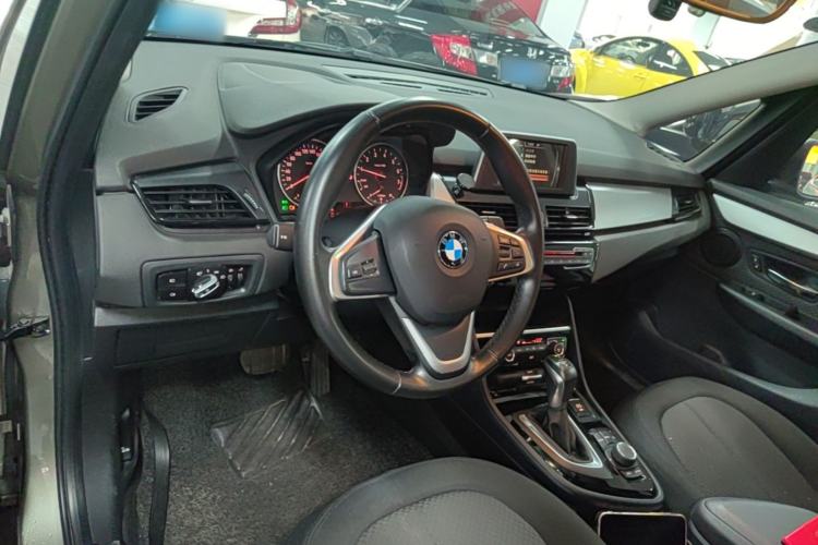 Used BMW 2 Series Active Tourer 2015 218i Leading Model Center Console