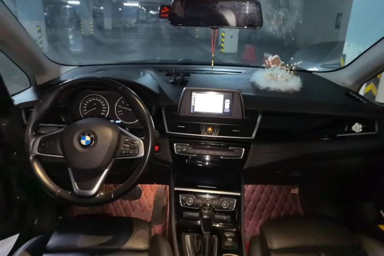 Used BMW 2 Series Active Tourer 2015 218i Sports Design Package Center Console