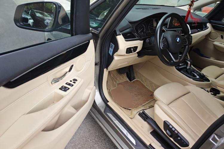Used BMW 2 Series Active Tourer 2015 218i Sports Design Package Driver Seat