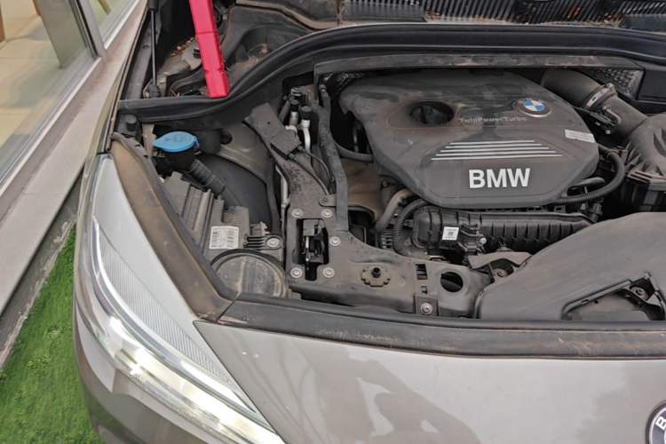 Used BMW 2 Series Active Tourer 2015 218i Sports Design Package Engine Bay Right