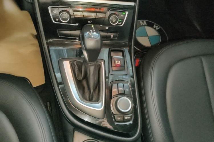 Used BMW 2 Series Active Tourer 2015 218i Leading Model Gear Lever