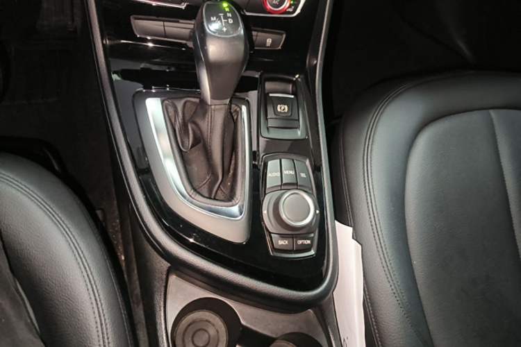 Used BMW 2 Series Active Tourer 2015 218i Leading Model Gear Lever