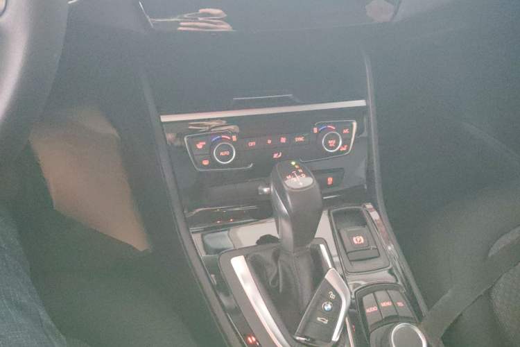 Used BMW 2 Series Active Tourer 2015 218i Leading Model Gear Lever