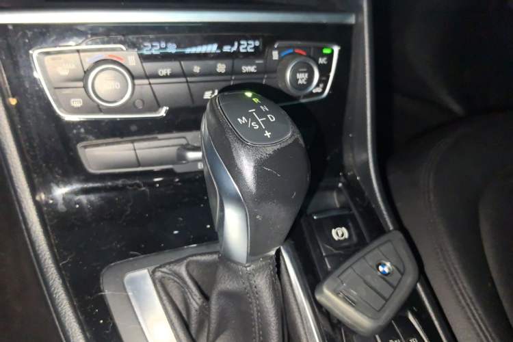 Used BMW 2 Series Active Tourer 2015 218i Leading Model Gear Lever