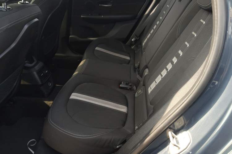 Used BMW 2 Series Active Tourer 2015 218i Leading Model Interior 4
