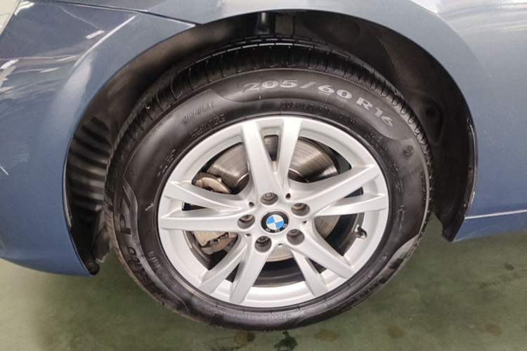 Used BMW 2 Series Active Tourer 2015 218i Leading Model Left Front Wheel Hub