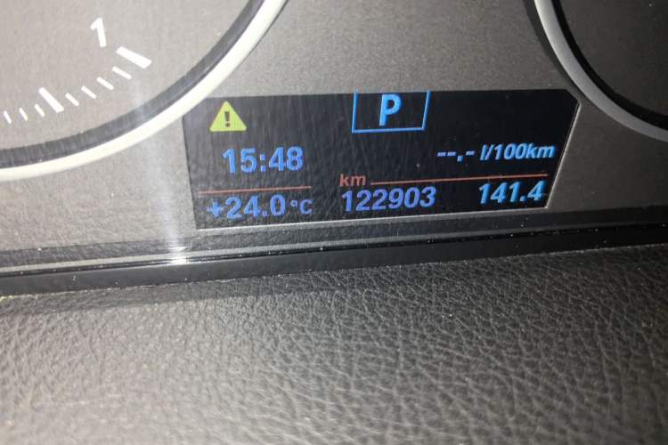 Used BMW 2 Series Active Tourer 2015 218i Leading Model Odometer Close Up