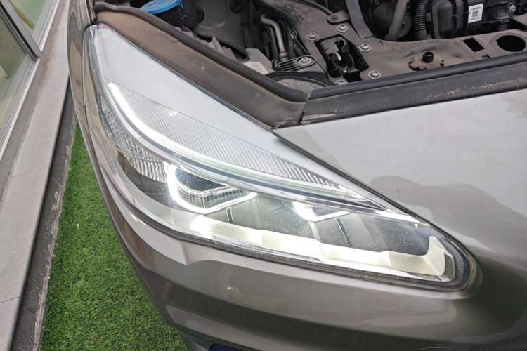 Used BMW 2 Series Active Tourer 2015 218i Sports Design Package Right Front Headlight