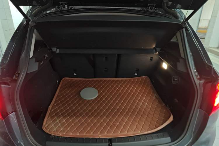 Used BMW 2 Series Active Tourer 2015 218i Sports Design Package Trunk