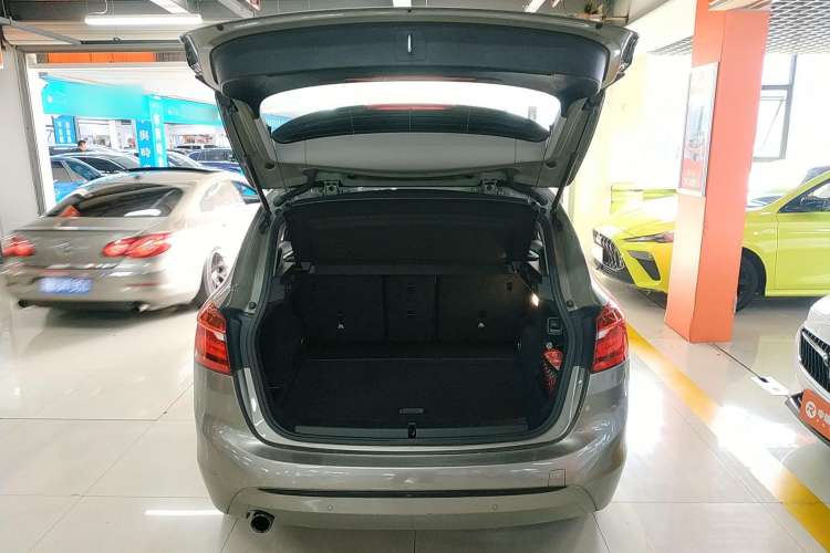 Used BMW 2 Series Active Tourer 2015 218i Sports Design Package Trunk