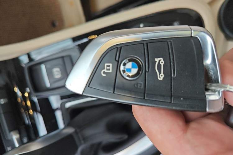 Used BMW 2 Series Active Tourer 2015 218i Sports Design Package Vehicle Key