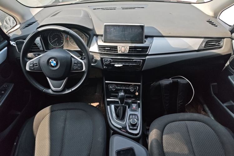 Used BMW 2 Series Active Tourer 2015 218i Leading Model Center Console