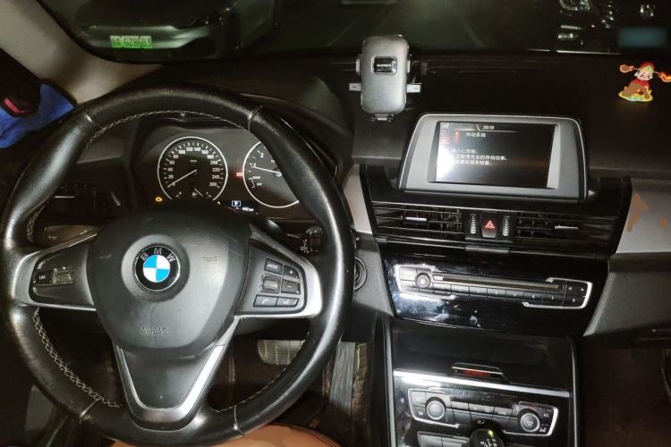 Used BMW 2 Series Active Tourer 2015 218i Leading Model Center Console