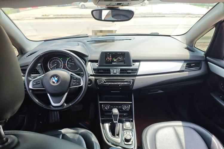 Used BMW 2 Series Active Tourer 2015 218i Leading Model Center Console