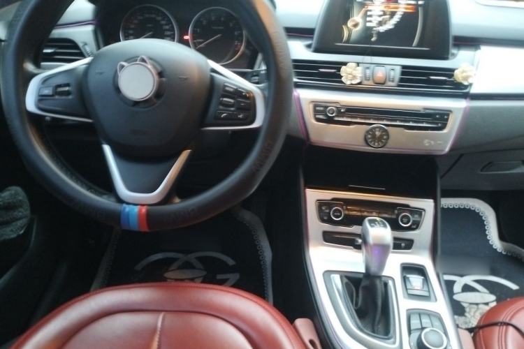 Used BMW 2 Series Active Tourer 2015 218i Leading Model Center Console