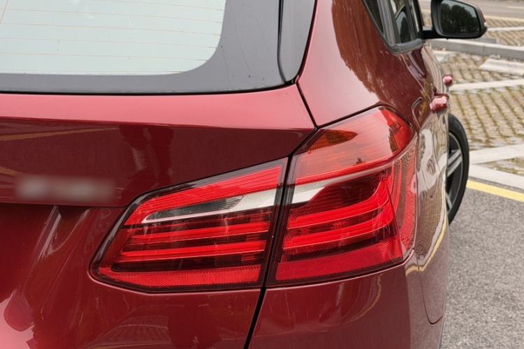 Used BMW 2 Series Active Tourer 2015 218i Sports Design Package Exterior 10