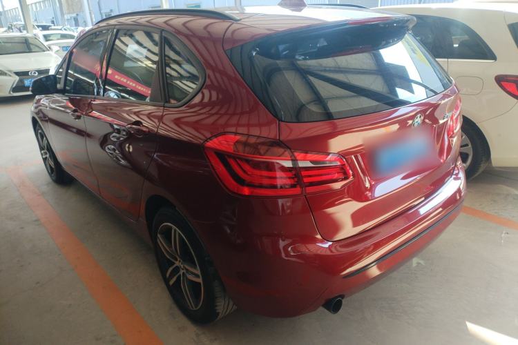 Used BMW 2 Series Active Tourer 2015 218i Sports Design Package Exterior 2