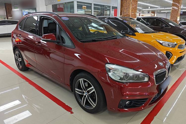 Used BMW 2 Series Active Tourer 2015 218i Sports Design Package Exterior 2