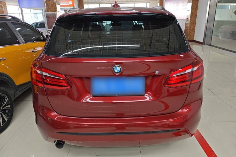 Used BMW 2 Series Active Tourer 2015 218i Sports Design Package Exterior 4