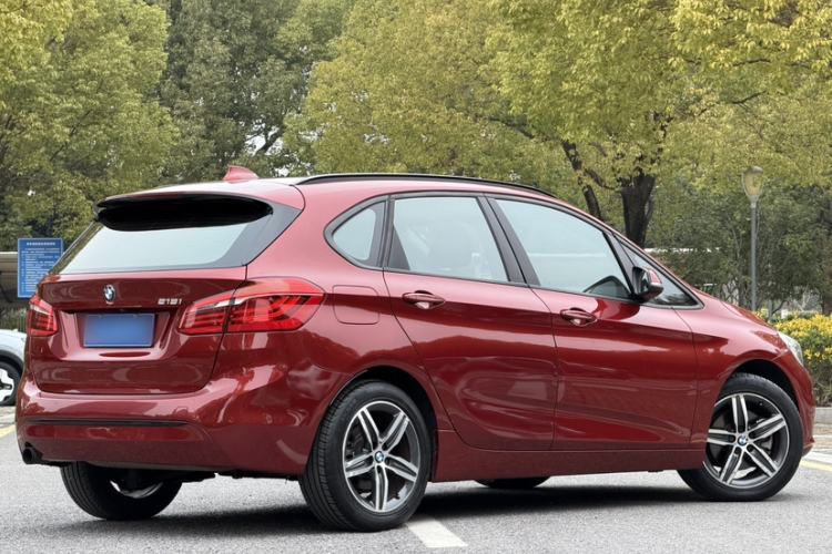 Used BMW 2 Series Active Tourer 2015 218i Sports Design Package Exterior 5