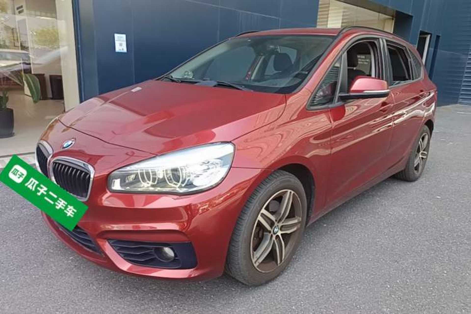 Used BMW 2 Series Active Tourer 2015 218i Sports Design Package Front Left 45 Deg