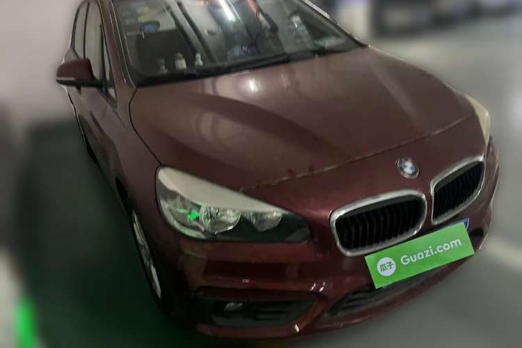 Used BMW 2 Series Active Tourer 2015 218i Leading Model Front Right 45 Deg