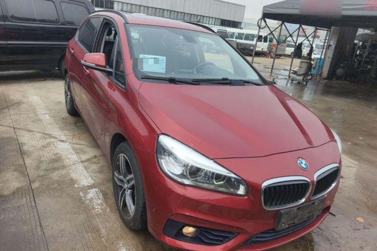 Used BMW 2 Series Active Tourer 2015 218i Sports Design Package Front Right 45 Deg