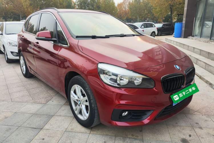 Used BMW 2 Series Active Tourer 2015 218i Leading Model Front Right 45 Deg