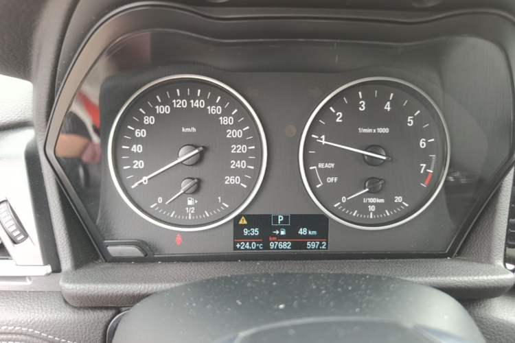 Used BMW 2 Series Active Tourer 2015 218i Sports Design Package Instrument Cluster