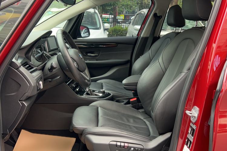 Used BMW 2 Series Active Tourer 2015 218i Sports Design Package Interior 1
